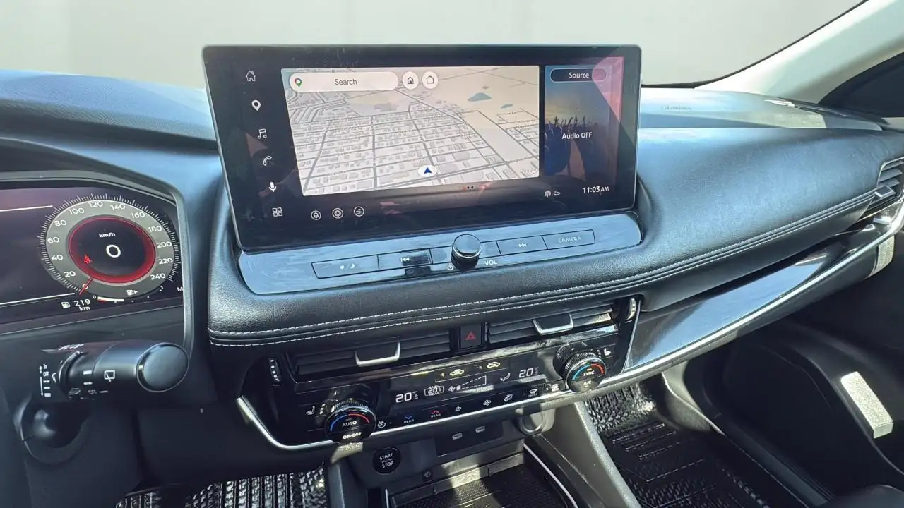 Nissan Rogue снимка Nissan Rogue
