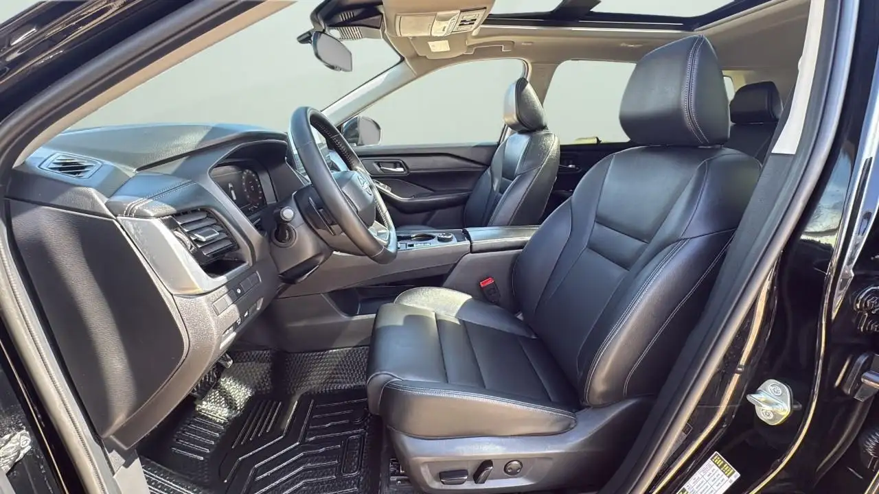 Nissan Rogue снимка Nissan Rogue