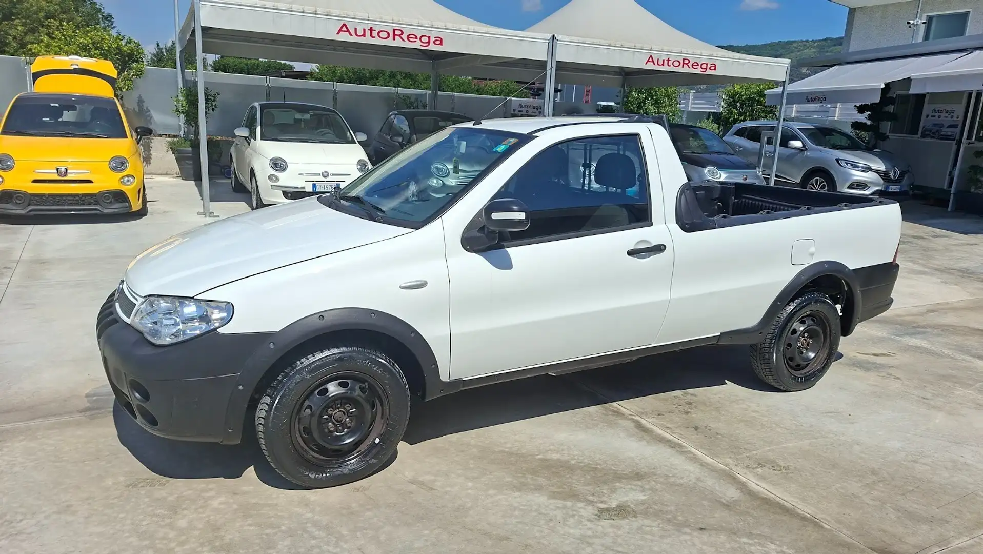 Fiat Strada 1.3 MJT Pick-up White - 2