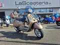 Vespa GTS 300 Braun - thumbnail 3