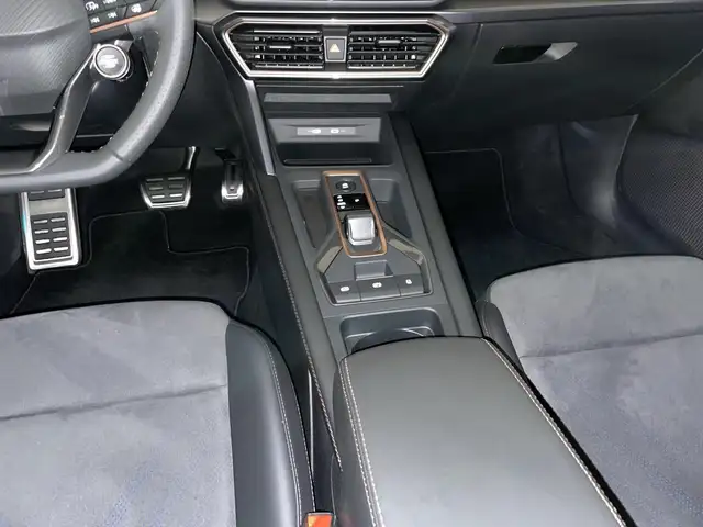 Cupra Formentor view 10
