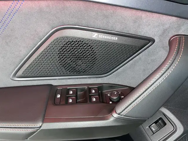 Cupra Formentor view 13