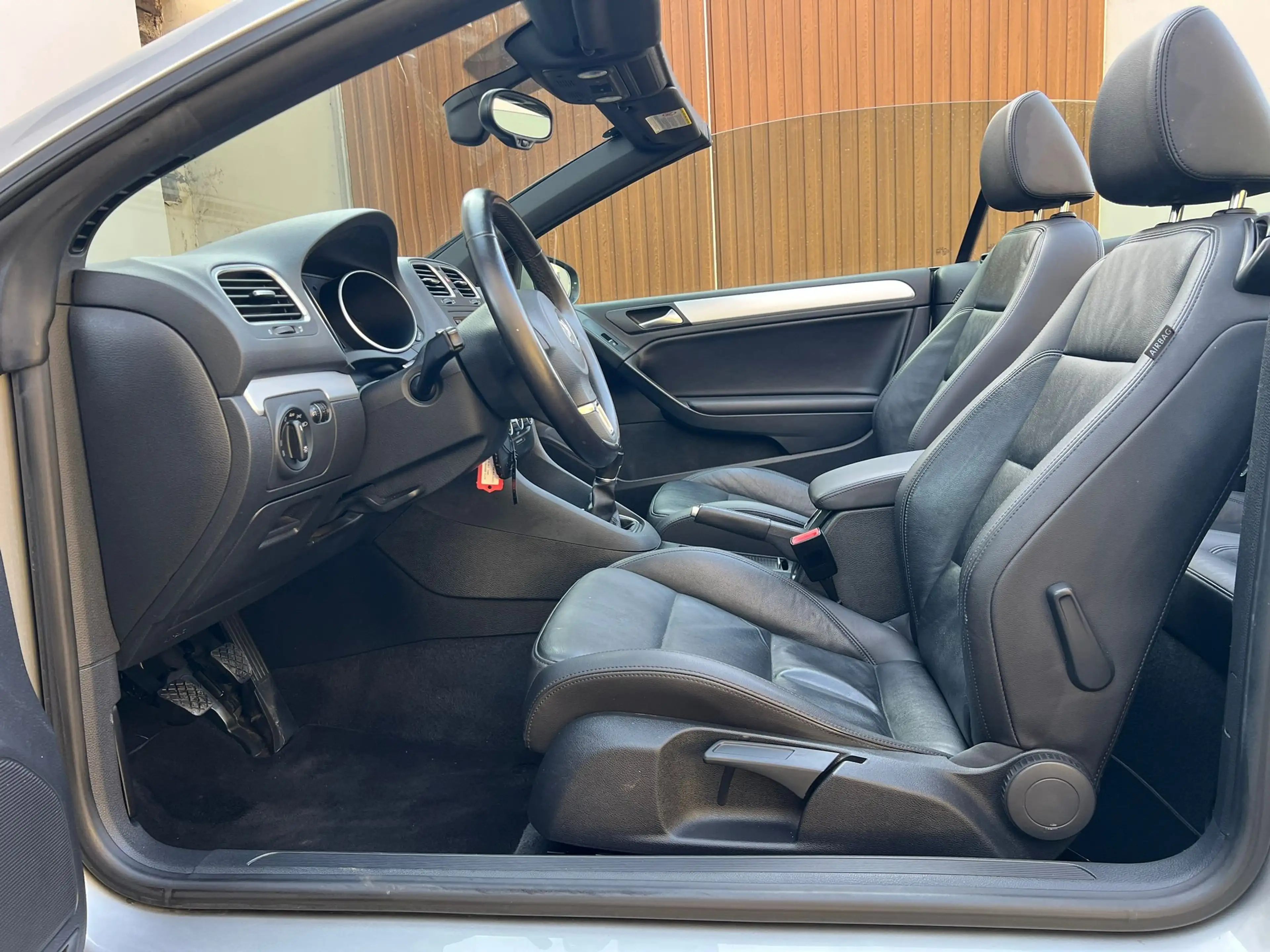 Volkswagen Golf Cabriolet 1,4 TSI *AHK*SHZ*Leder*16" Alu*Tempomat* — photo 13