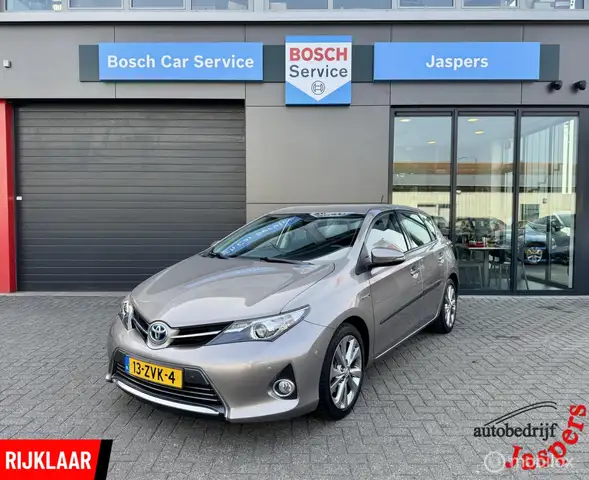 Toyota Auris 1.8 Hybrid Lease Pro