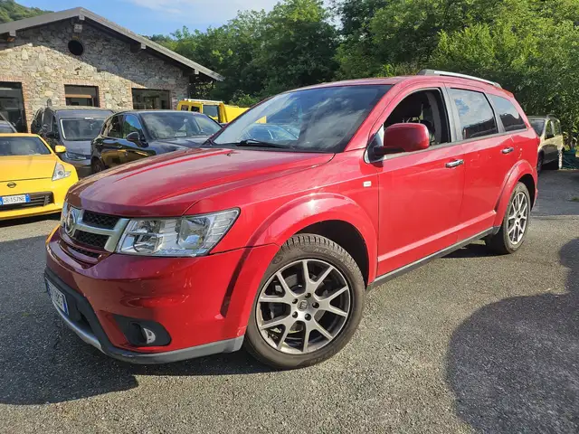 Fiat Freemont view 2