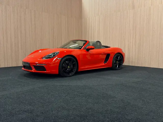 Porsche Boxster 718 Boxster PDK|  ORGINEEL ZWART/ RODE WRAP !.