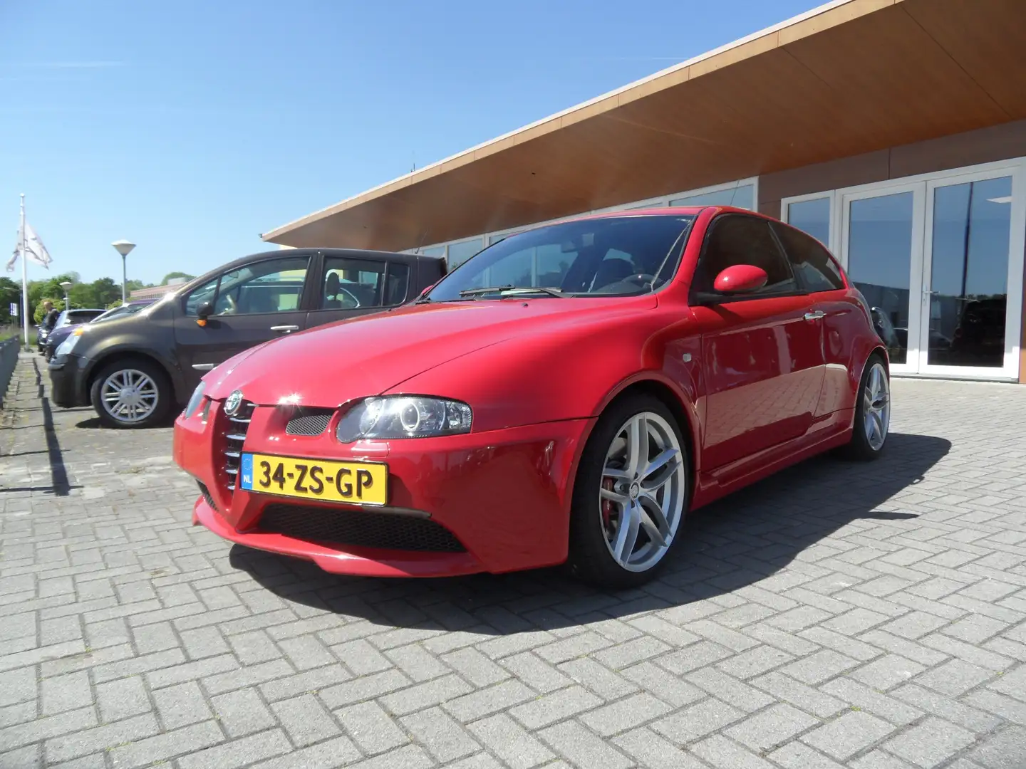 Alfa Romeo 147 3.2 V6 GTA Nieuwe apk en db riem vervangen bij 200 Red - 1