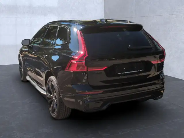 Volvo XC60 view 5