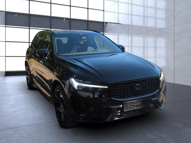 Volvo XC60 view 8