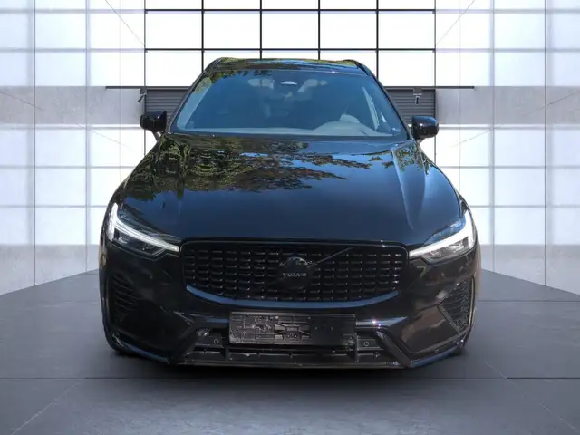Volvo XC60 view 9
