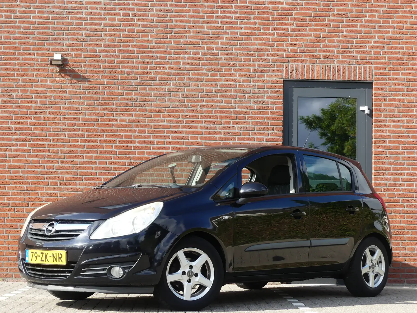 Opel Corsa 1.4-16V Airco Black - 1