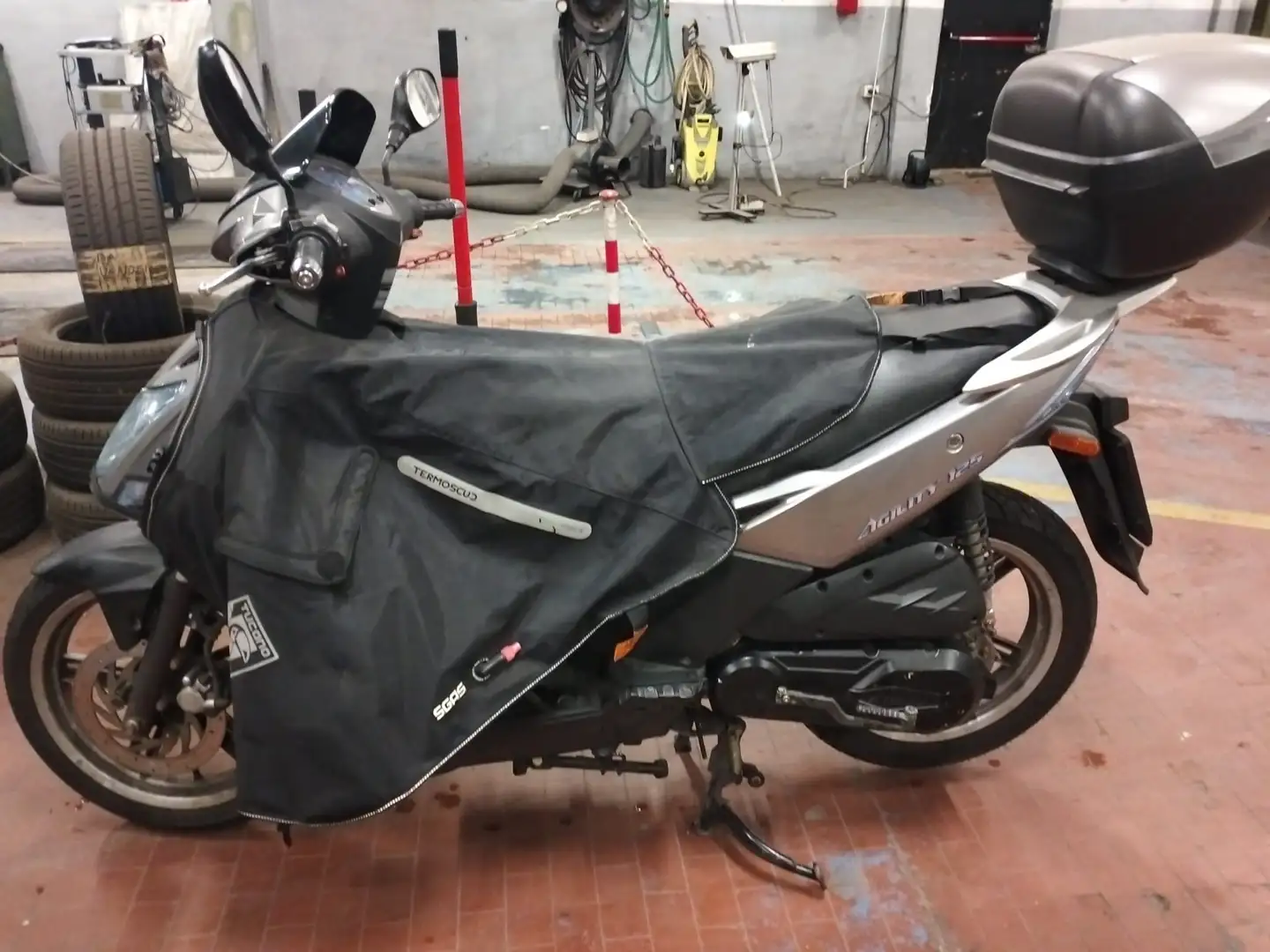 Kymco Agility 125 Szürke - 2