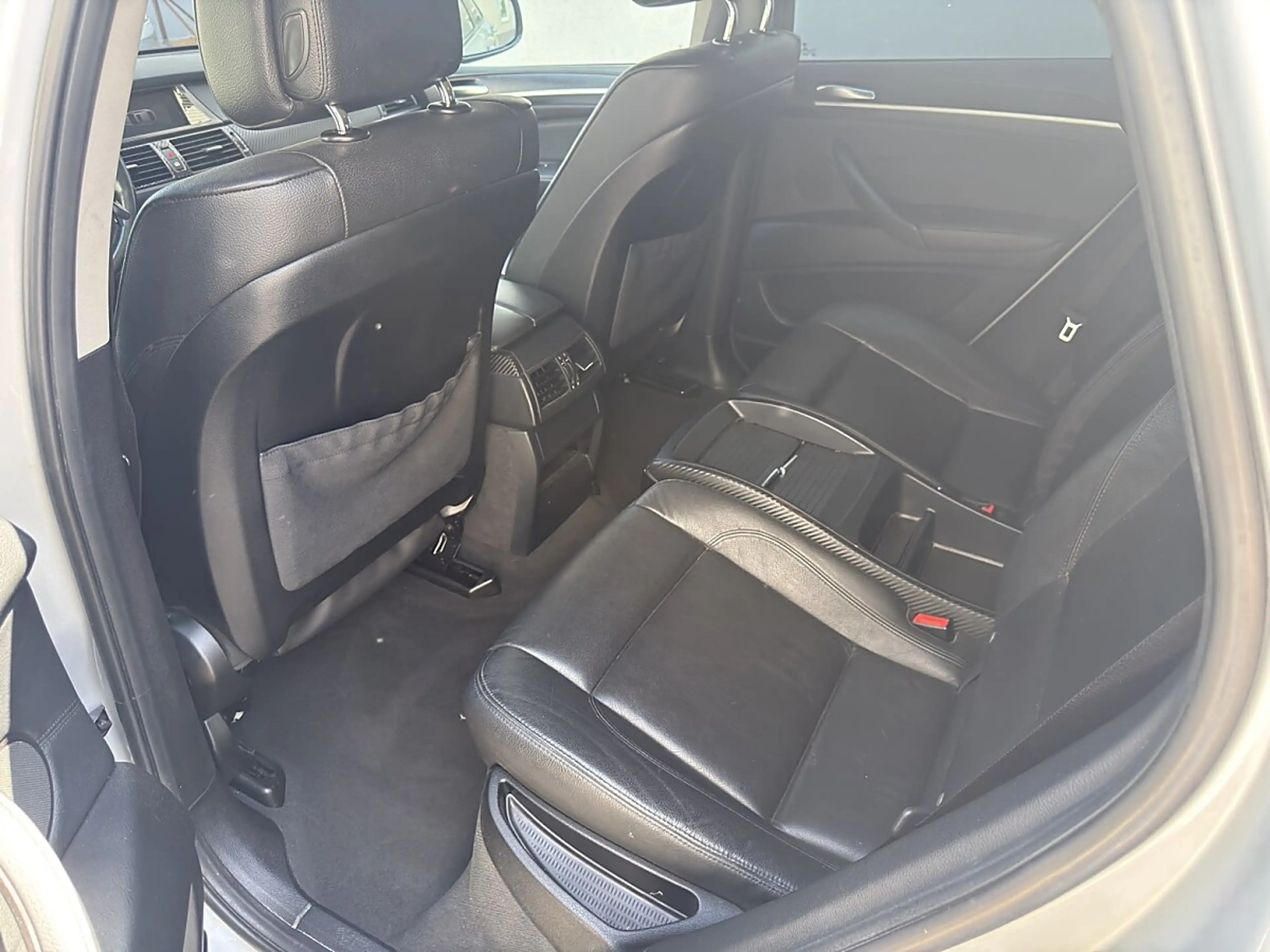 BMW X6 xDrive40d Österreich-Paket Aut. — photo 6