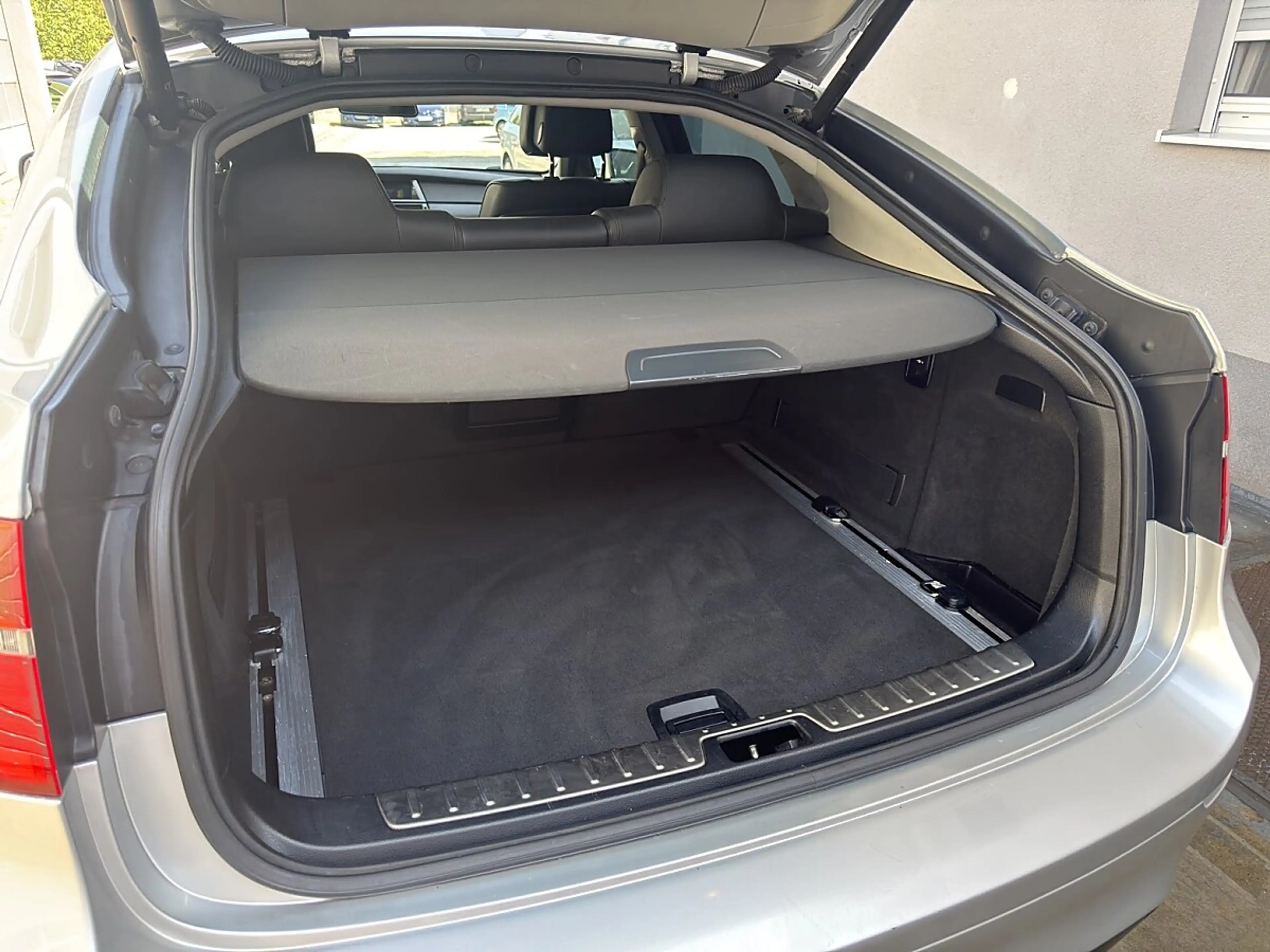 BMW X6 xDrive40d Österreich-Paket Aut. — photo 7