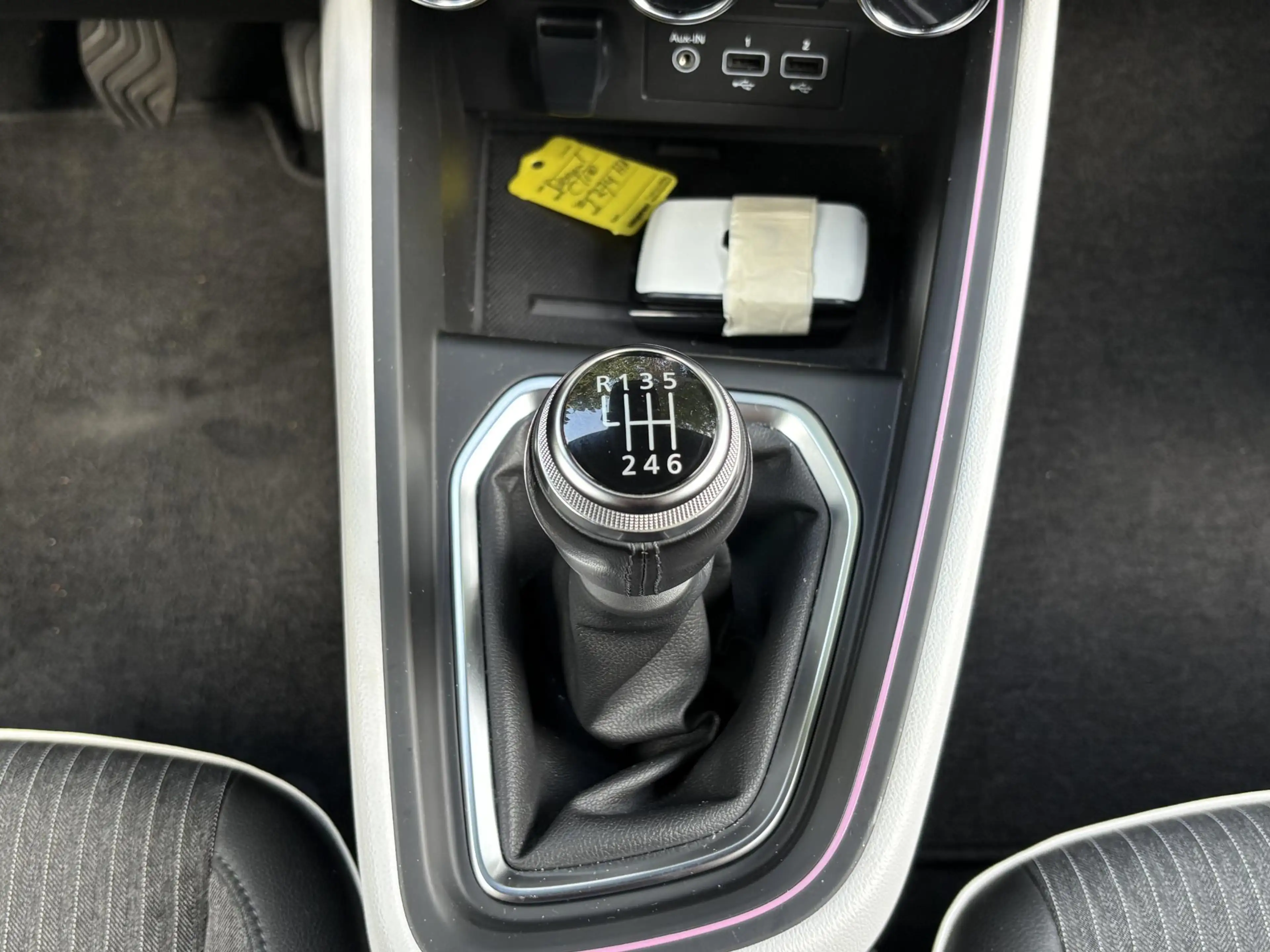 Renault Clio 1.0 TCe 90 Techno - Navigatie - Trekhaak - Achteru — photo 28