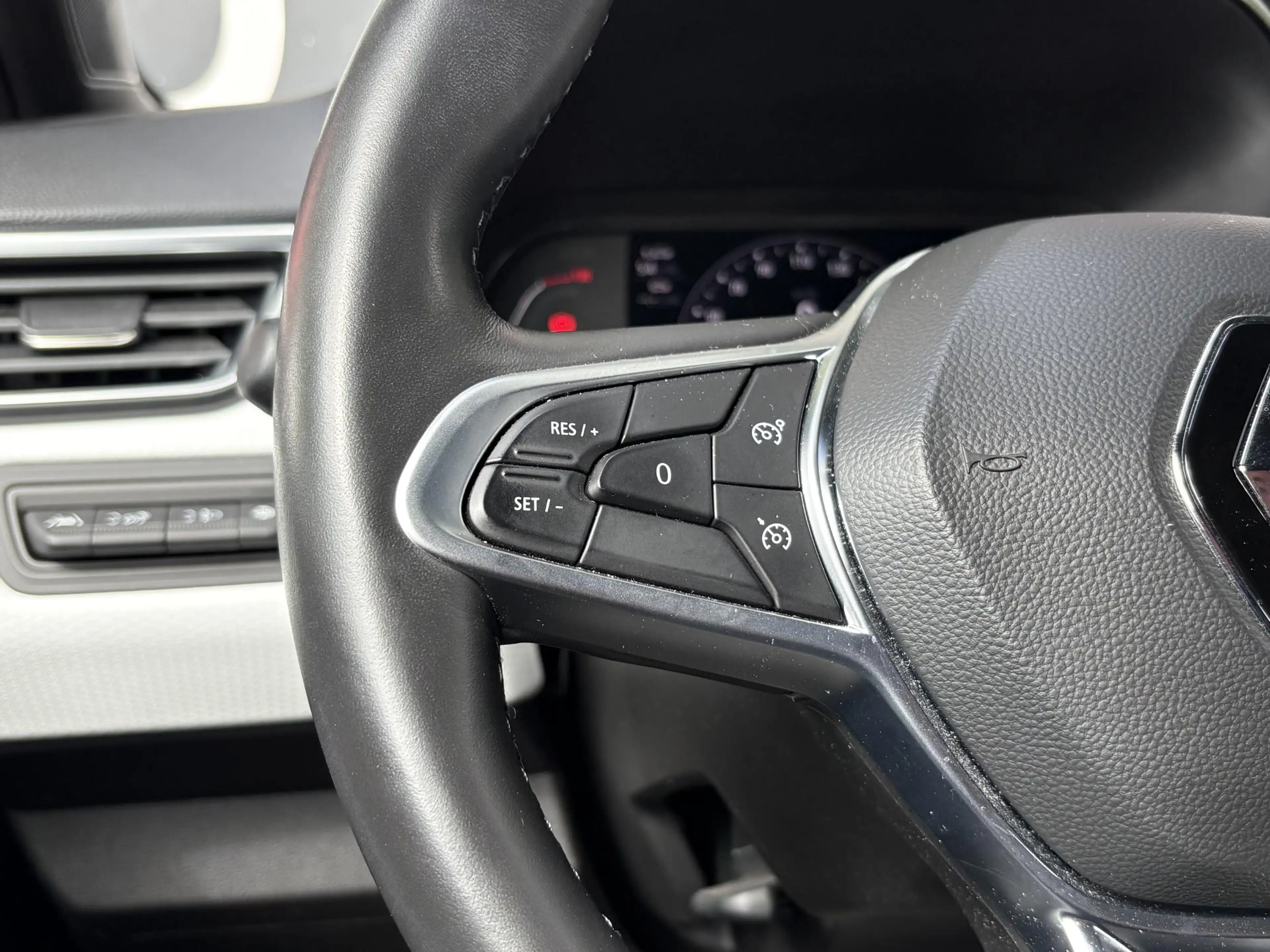 Renault Clio 1.0 TCe 90 Techno - Navigatie - Trekhaak - Achteru — photo 16