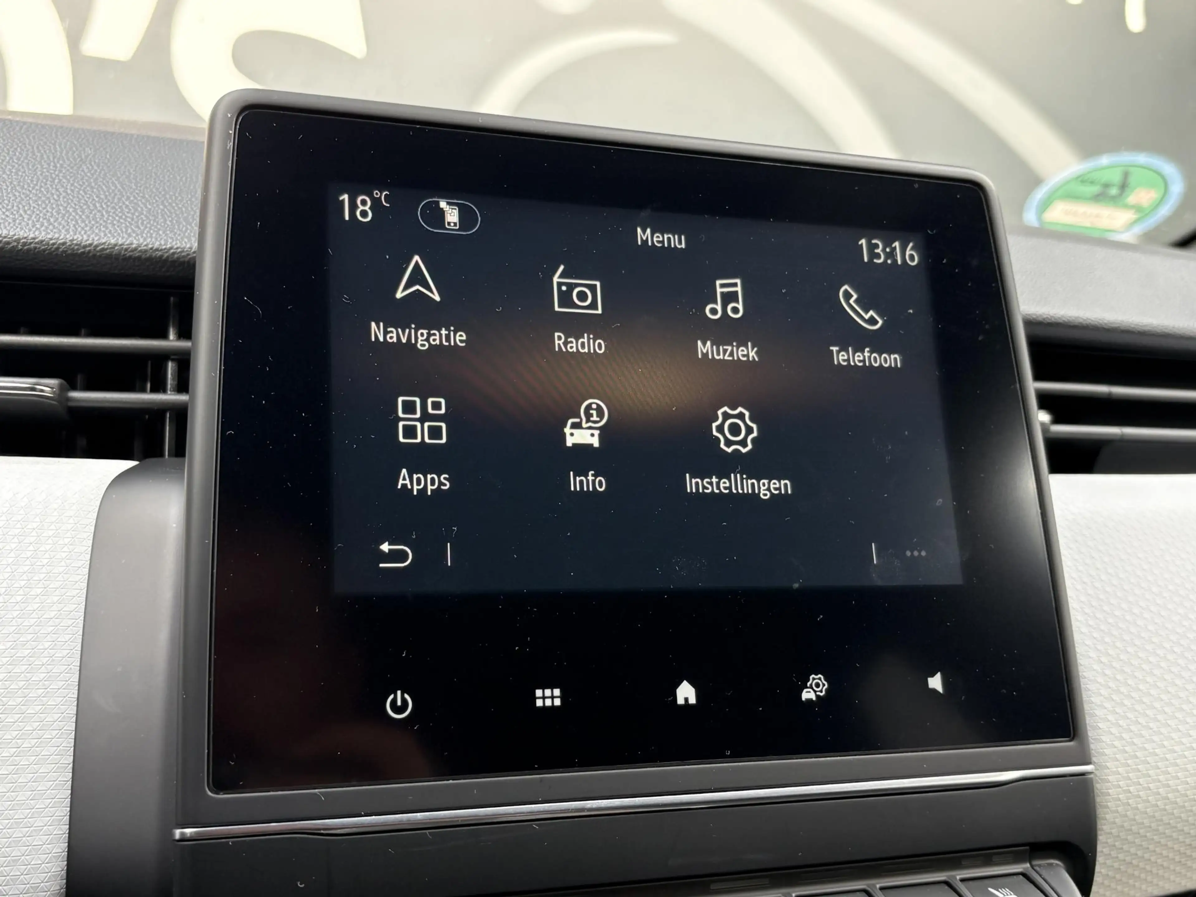 Renault Clio 1.0 TCe 90 Techno - Navigatie - Trekhaak - Achteru — photo 23