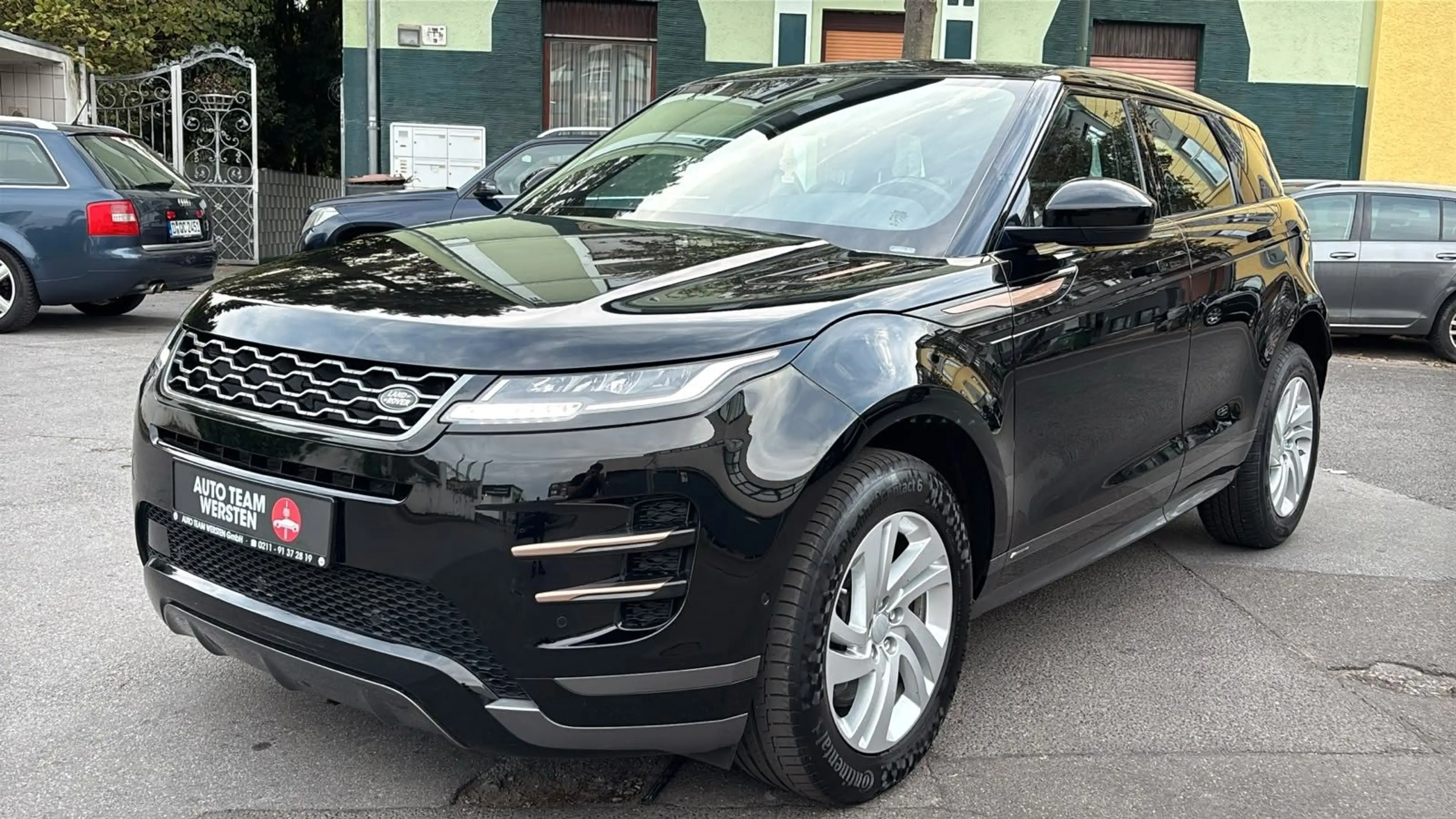 Land Rover Range Rover Evoque R-Dynamic S — photo 2