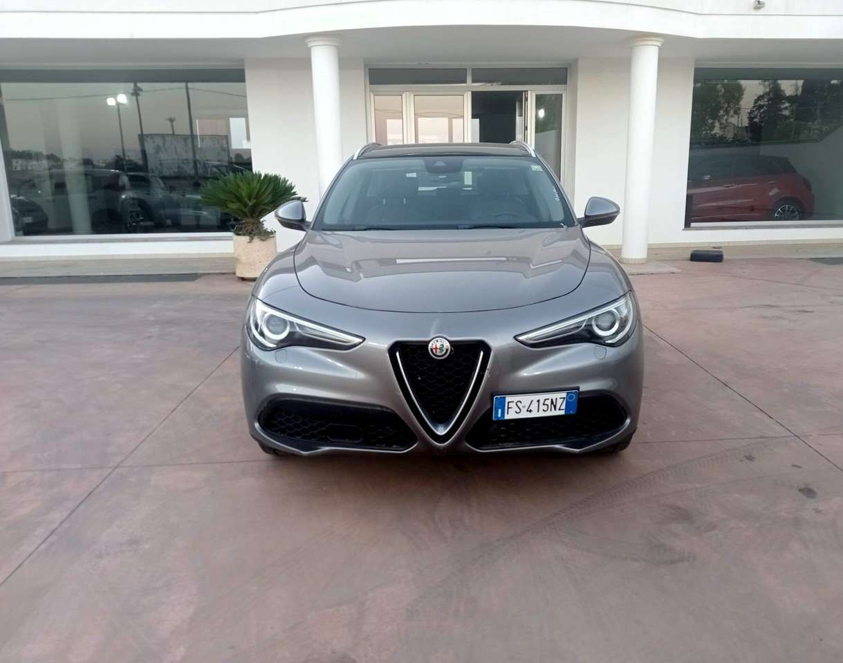 Alfa Romeo Stelvio Stelvio 2.2 t Executive rwd 190cv auto my19