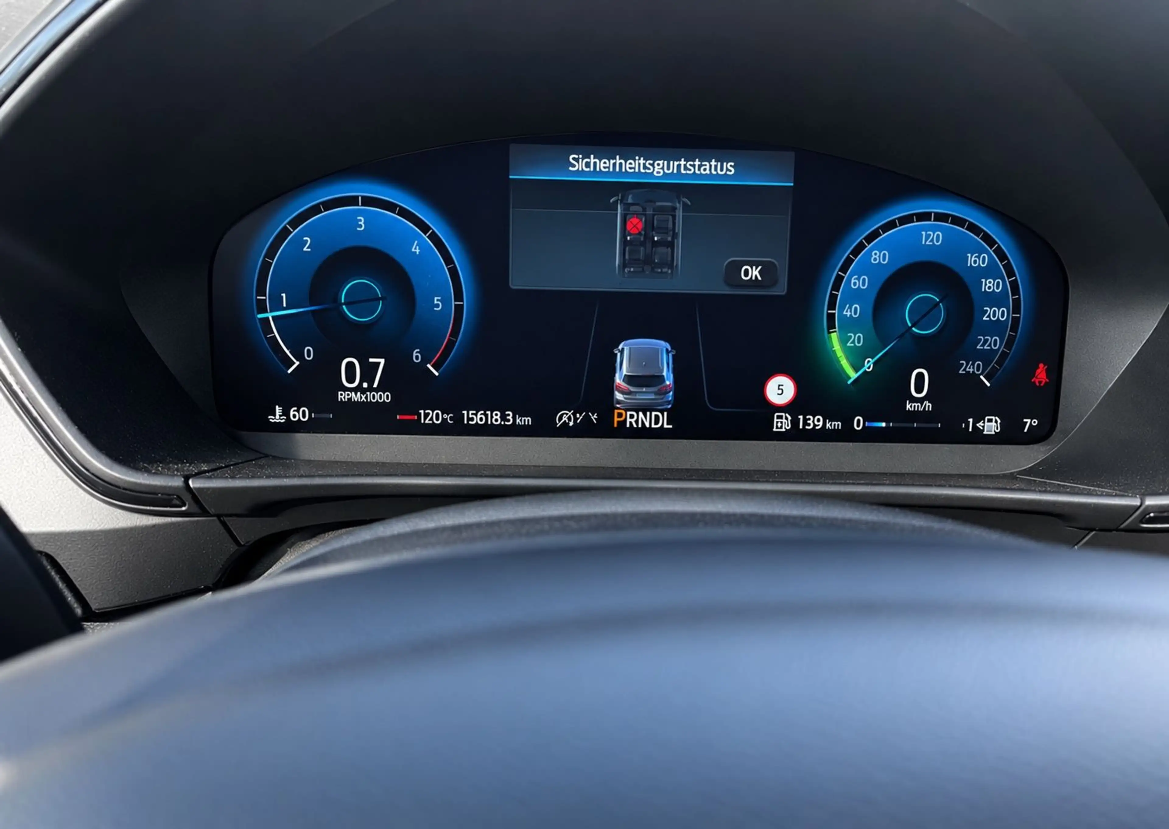 Ford Focus 1.5 Eco Turnier ST-Line X/AHK/ACC/Kamera — photo 6