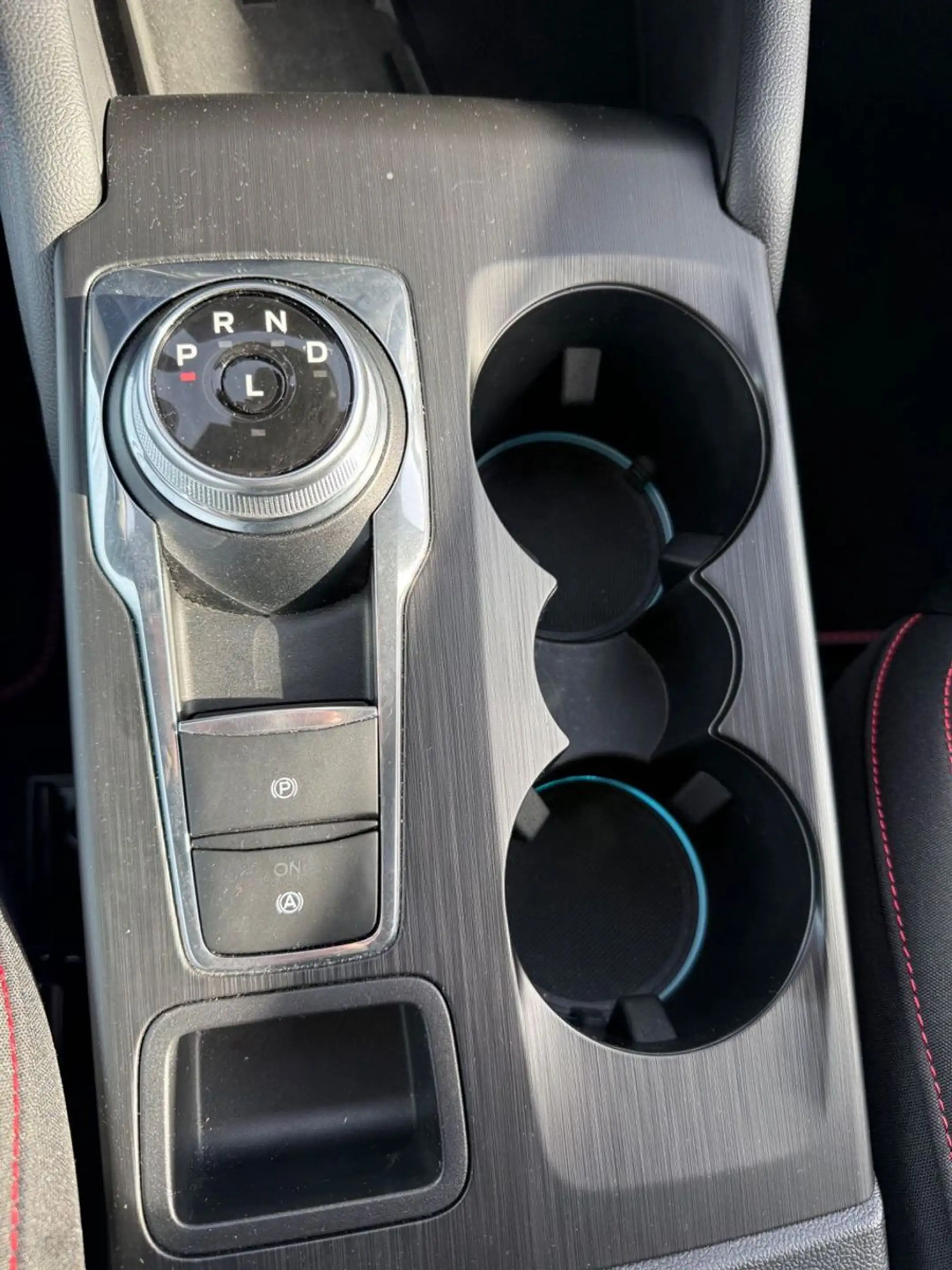 Ford Focus 1.5 Eco Turnier ST-Line X/AHK/ACC/Kamera — photo 17