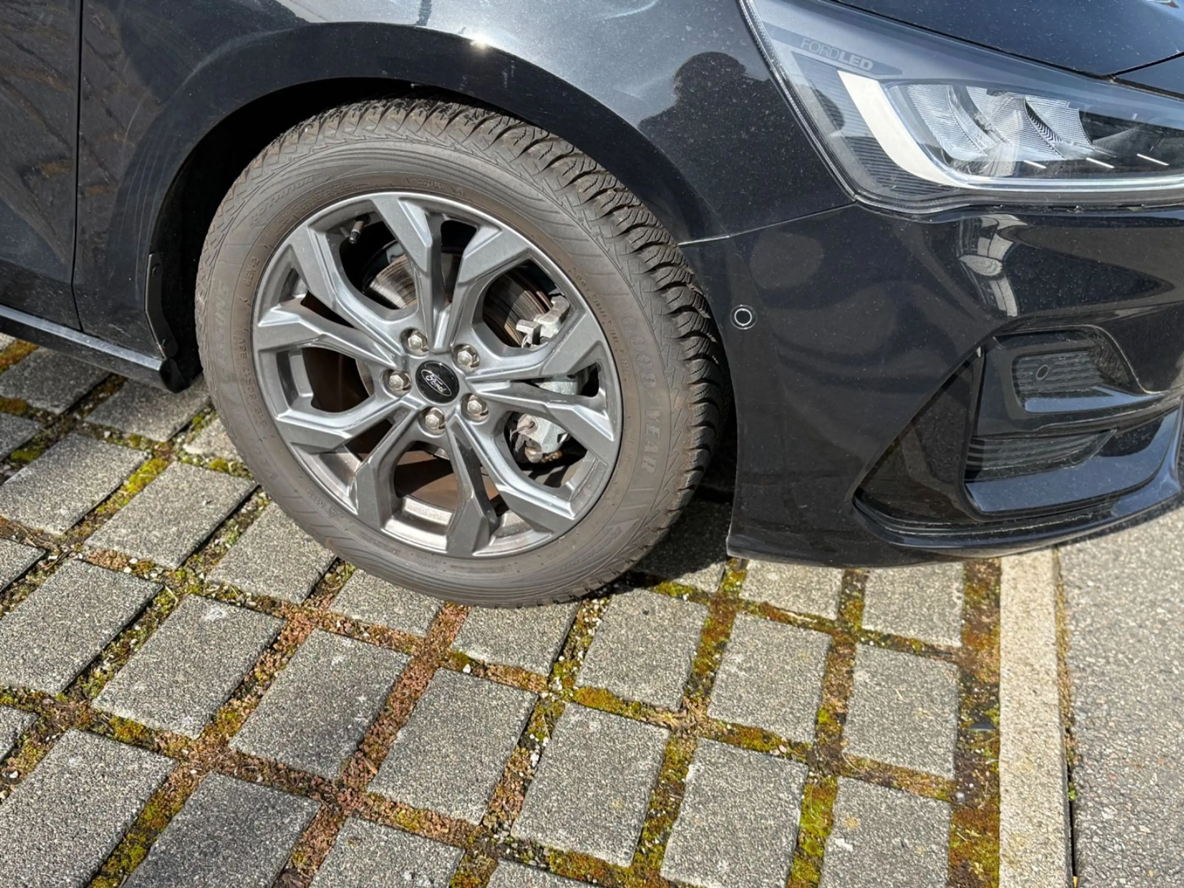 Ford Focus 1.5 Eco Turnier ST-Line X/AHK/ACC/Kamera — photo 11