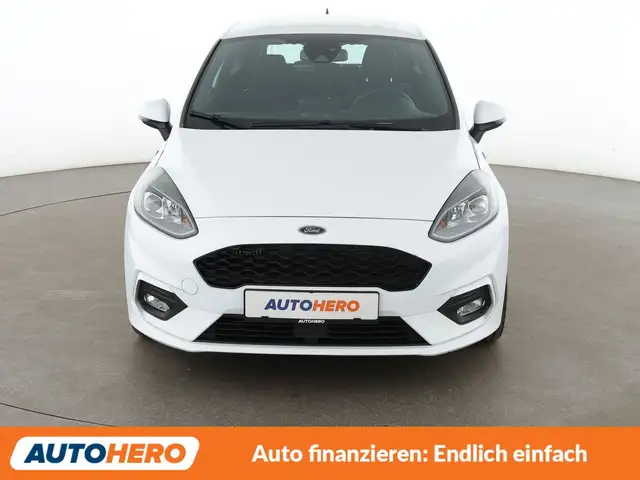Ford Fiesta view 9