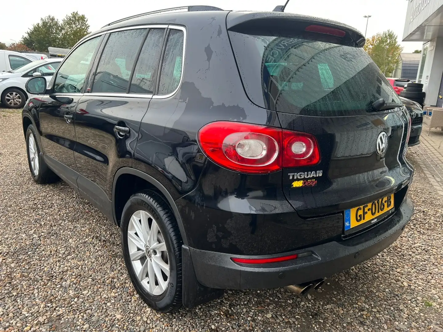 Volkswagen Tiguan 2.0 TSI Sport&St.4M Noir - 2