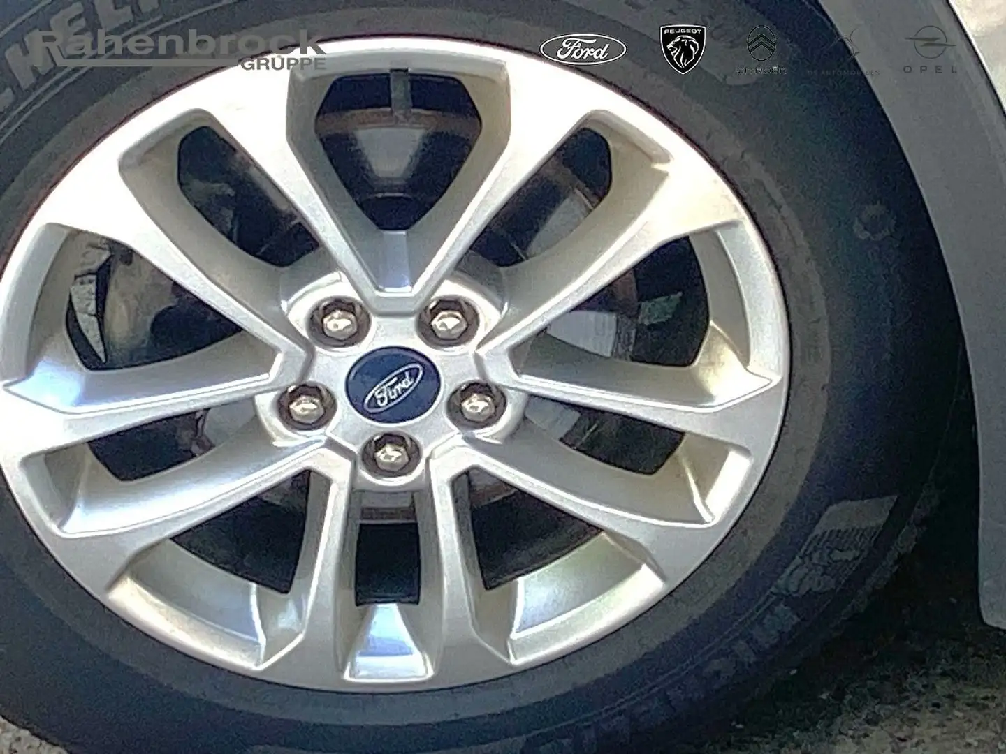 Ford Kuga Plug-In Hybrid Titanium - AUTOMATIK Silber - 2