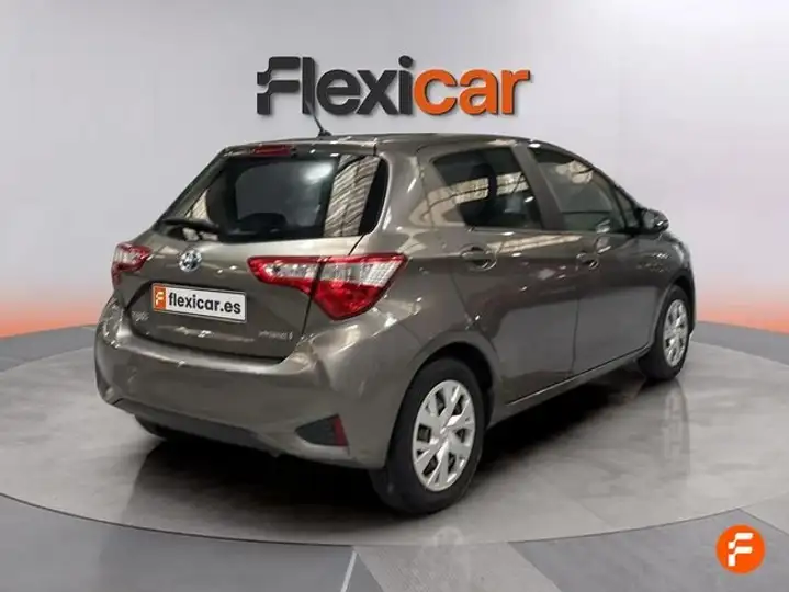 Toyota Yaris 2020, foto 8