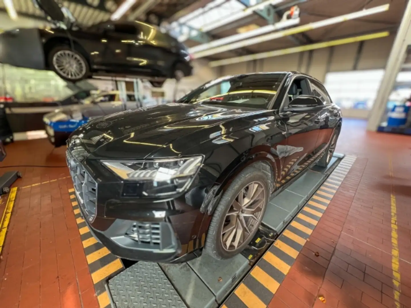 Audi Q8 55 TFSI e quattro Matrix-LED+VirtualCockpit+Connec Schwarz - 2