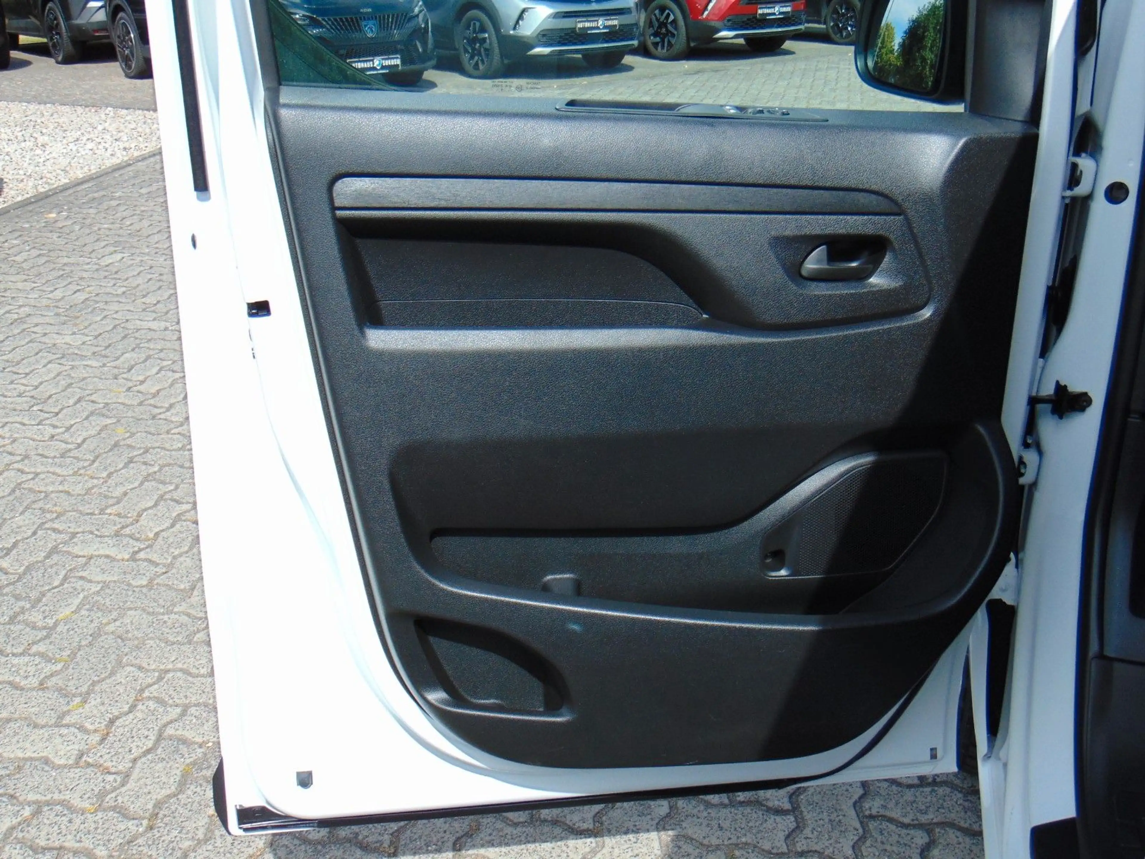 Fiat Scudo 2.0 BlueHDI AT8 L3  - Navi - Kamera - ACC — photo 9