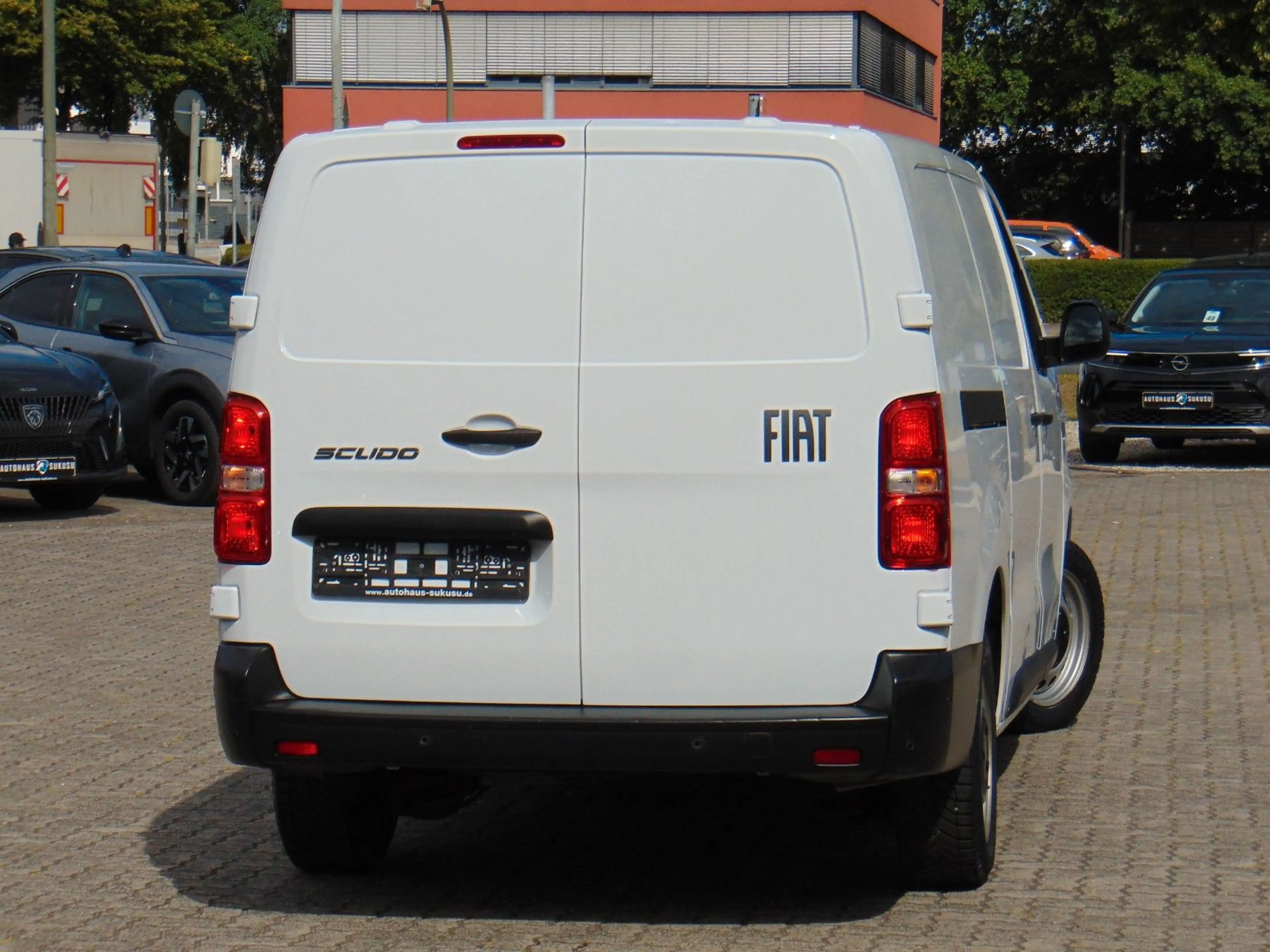 Fiat Scudo 2.0 BlueHDI AT8 L3  - Navi - Kamera - ACC — photo 4