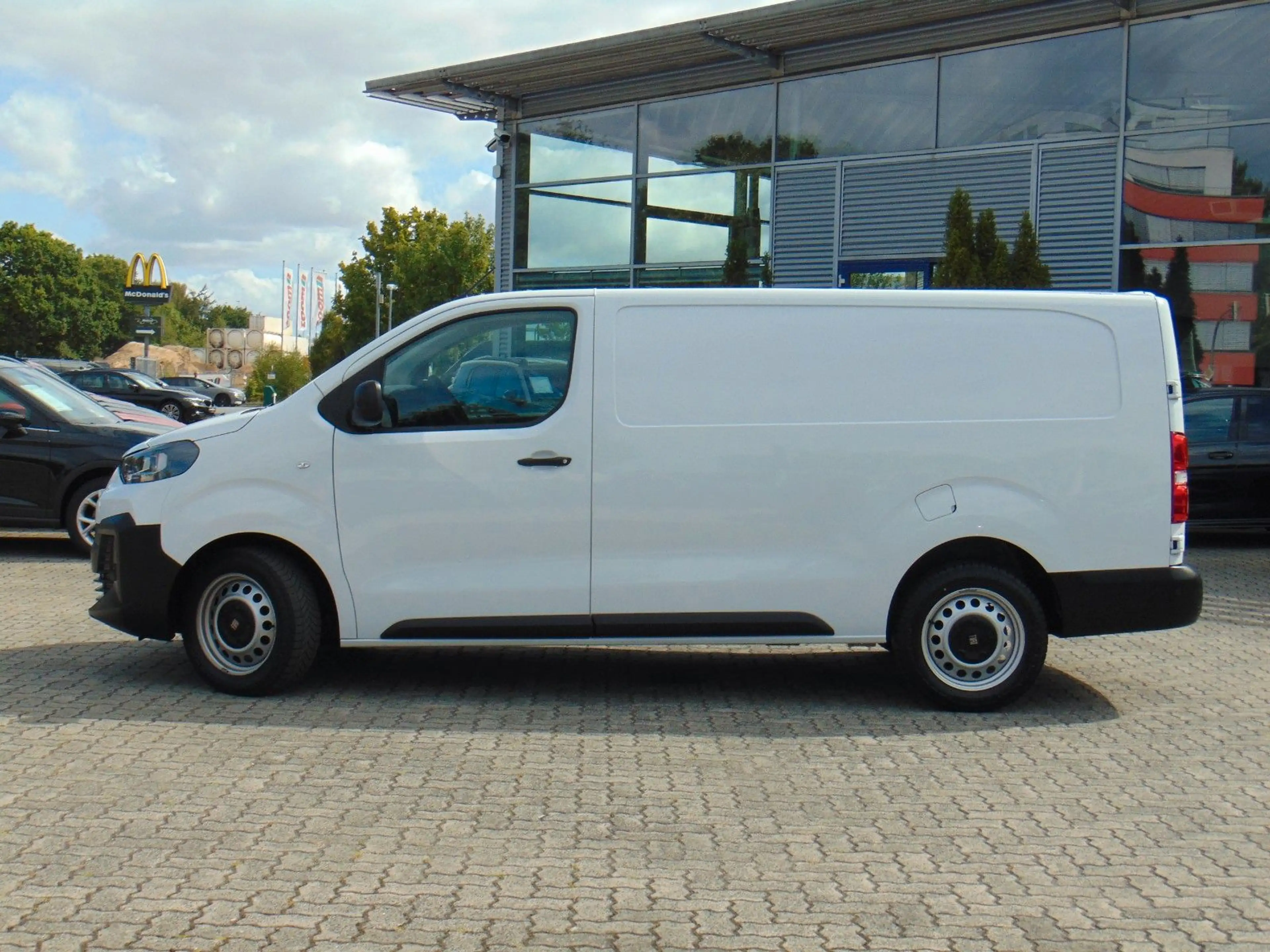Fiat Scudo 2.0 BlueHDI AT8 L3  - Navi - Kamera - ACC — photo 2