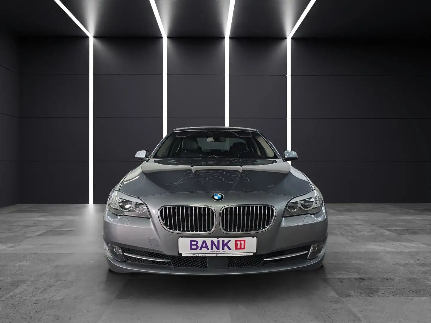 BMW 520 d Aut.F10 AHK* HiFi Pano DAB Xenon Grigio - 2