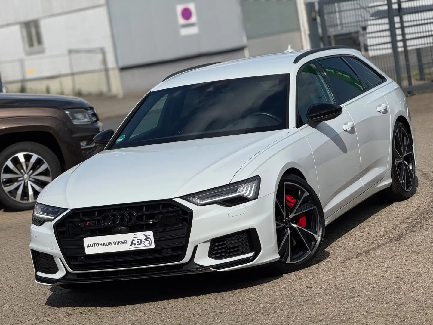 Audi S6 Avant 3.0 TDI quattro Optik Paket, B&O, LED Blanc - 1
