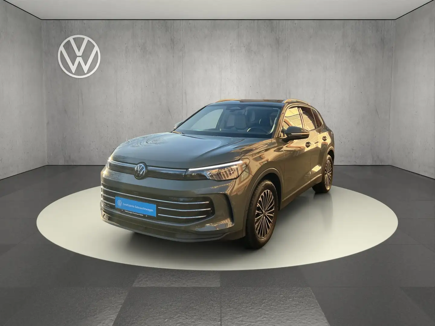 Volkswagen Tiguan 1,5 l eTSI OPF Elegance DSG Grün - 2