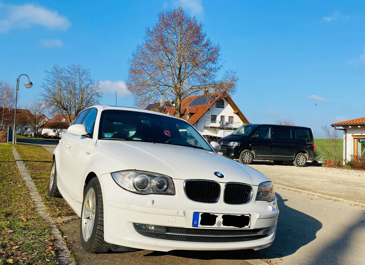 BMW 118 118d DPF Aut. Bílá - 1