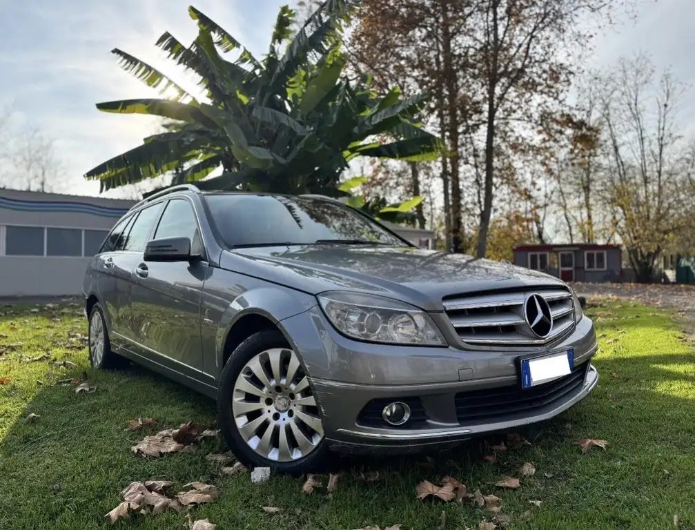 Mercedes-Benz C 220 2010 из Европы — купить под ключ
