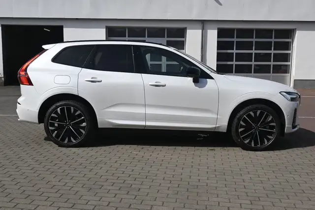 Volvo XC60 view 6