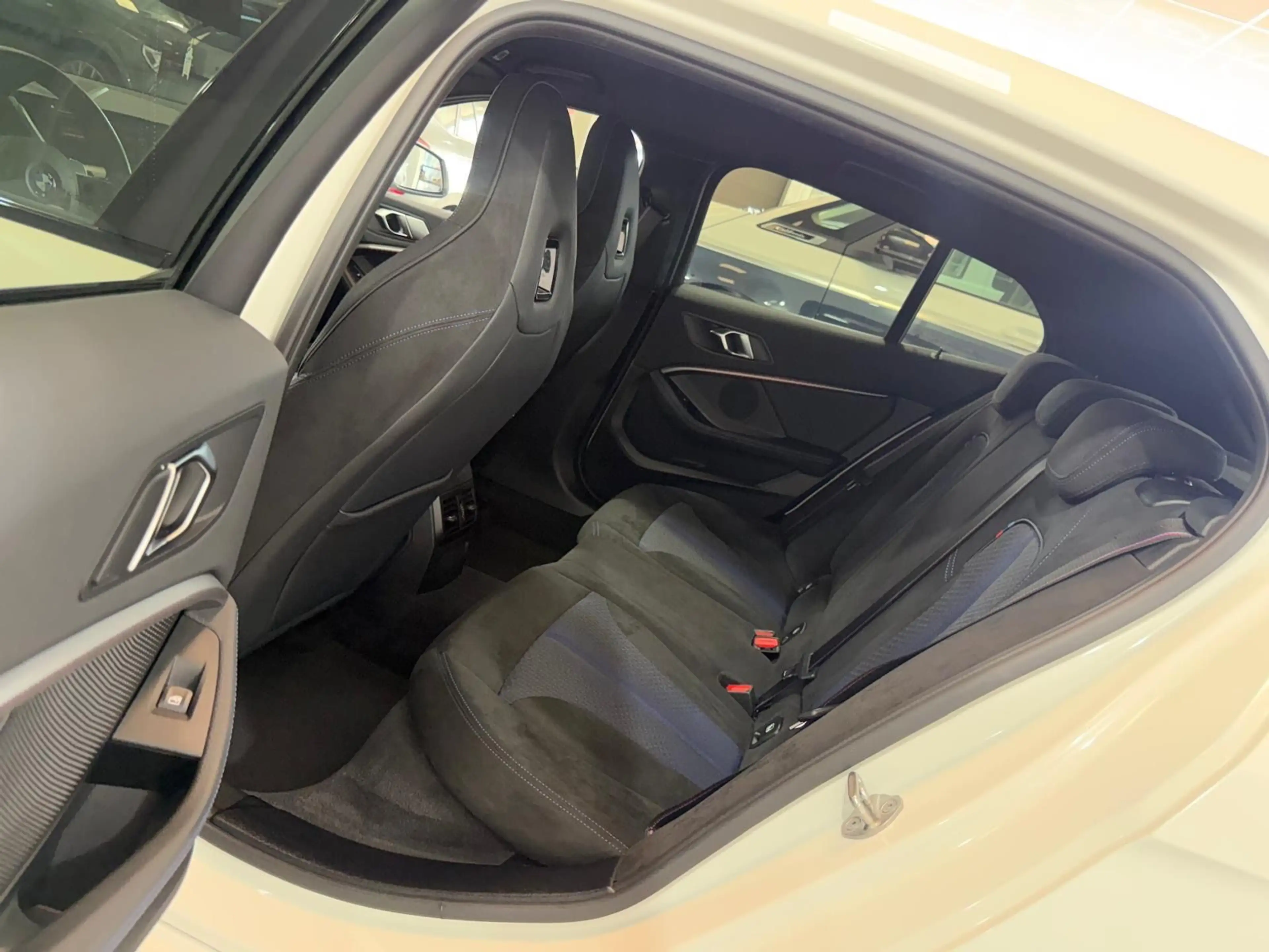 BMW 135 1Limousine M135 i xDrive/ACC/PDC/LED/Kamera — photo 15
