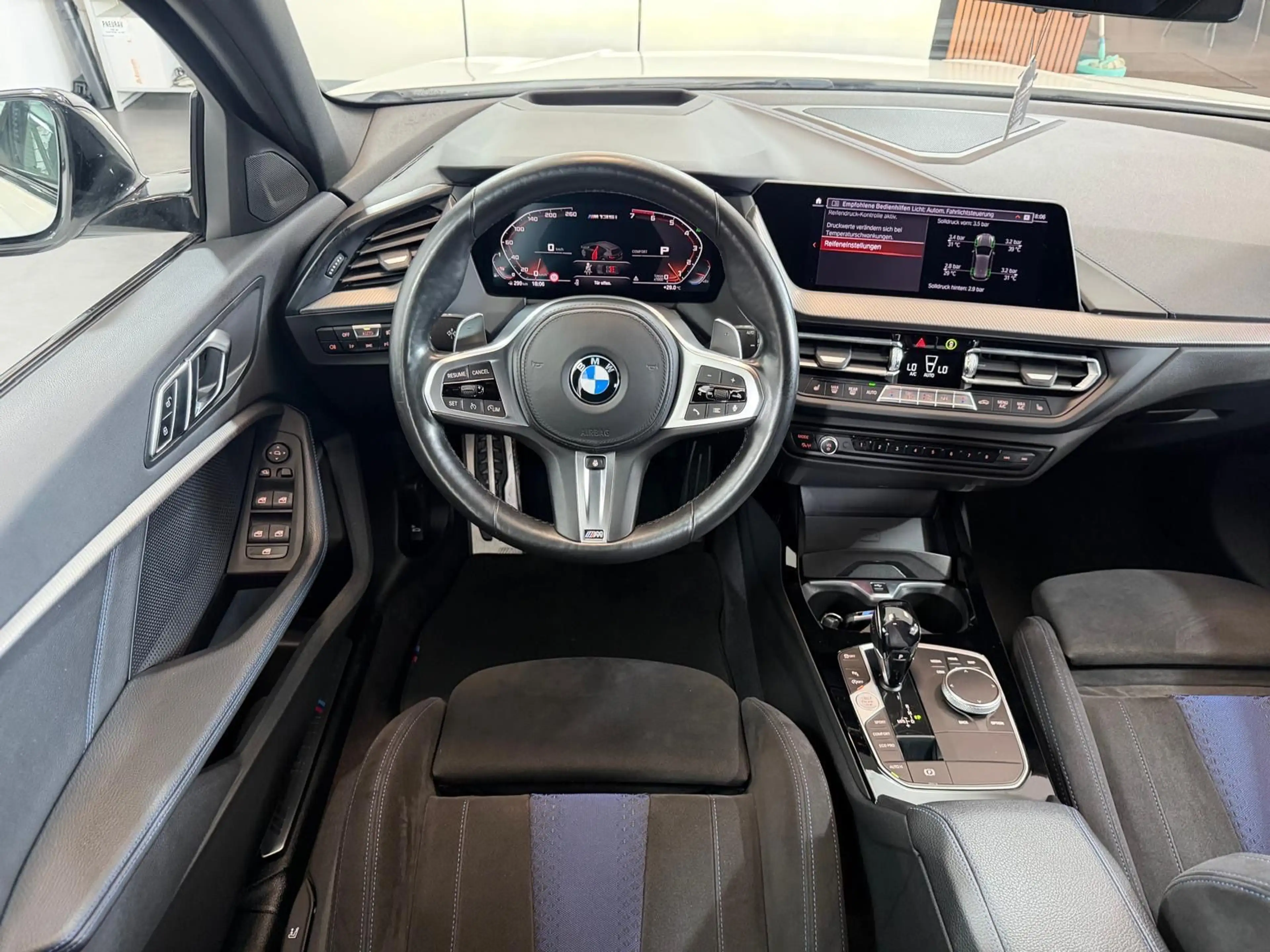BMW 135 1Limousine M135 i xDrive/ACC/PDC/LED/Kamera — photo 10
