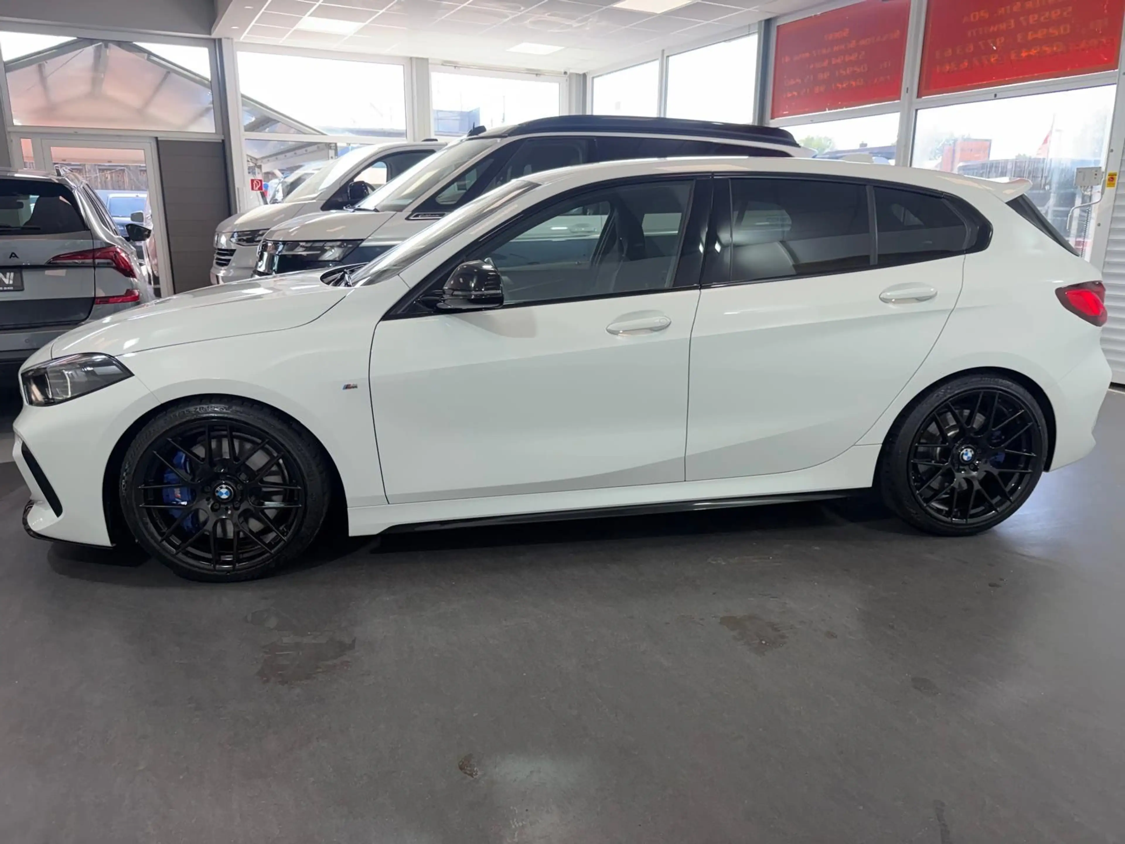 BMW 135 1Limousine M135 i xDrive/ACC/PDC/LED/Kamera — photo 4