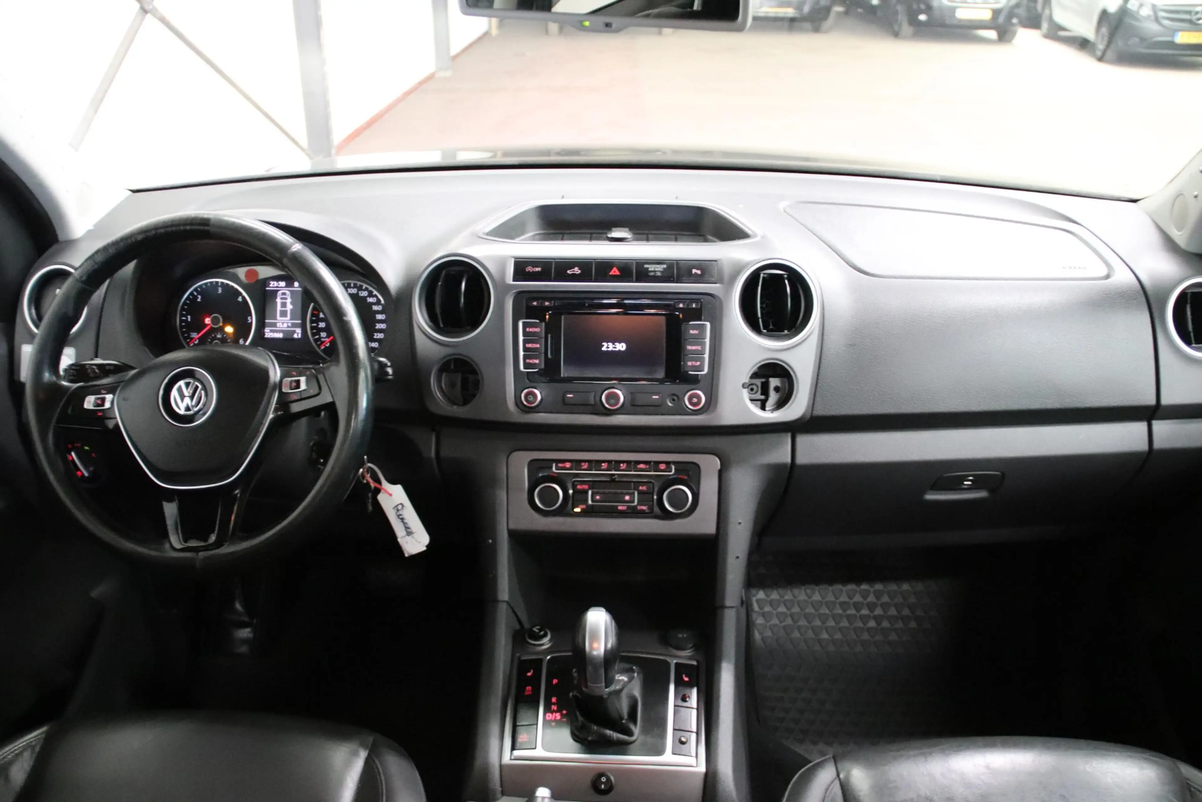 Volkswagen Amarok 2.0 TDI 4Motion DUBBEL CABINE AUTOMAAT — photo 6