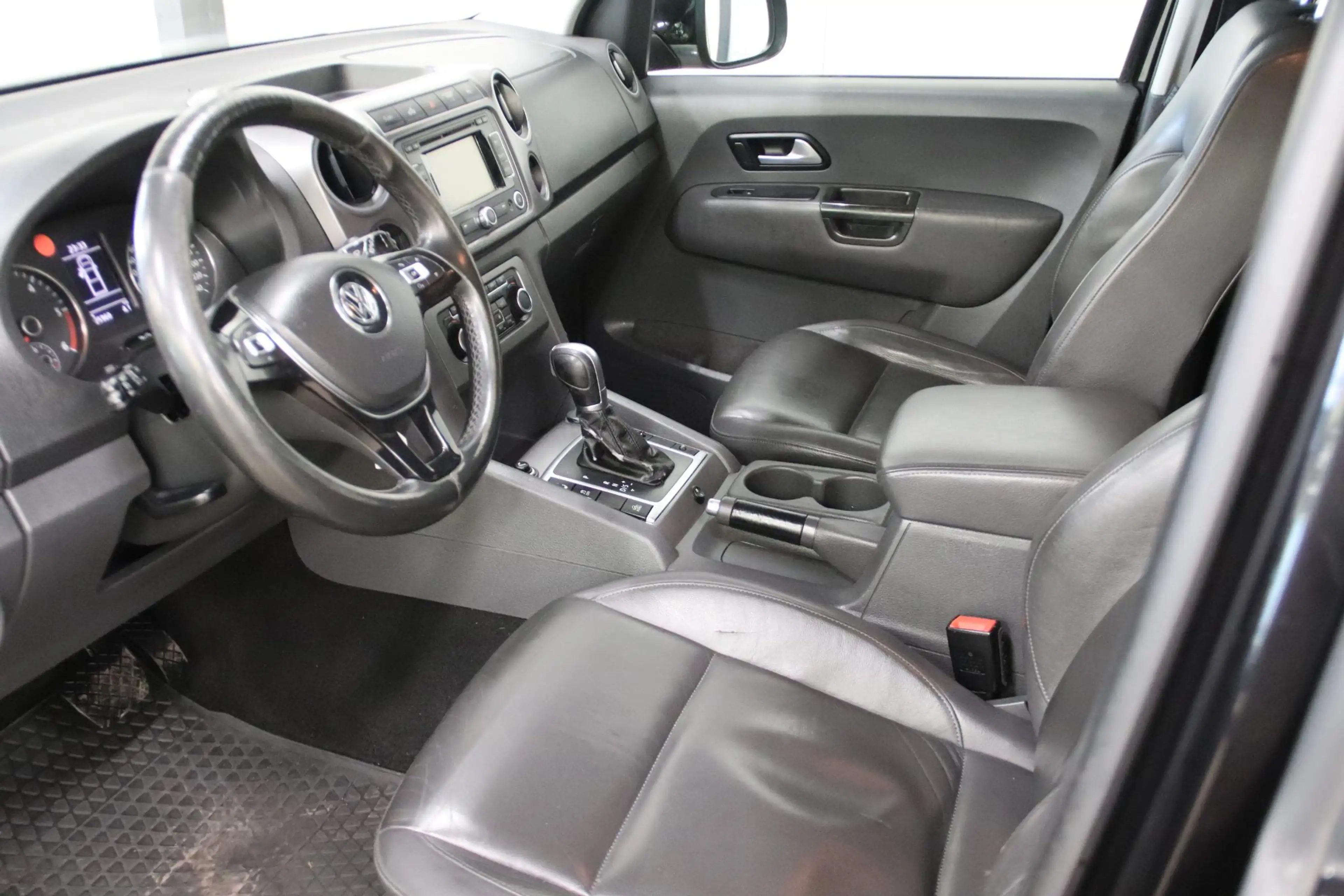 Volkswagen Amarok 2.0 TDI 4Motion DUBBEL CABINE AUTOMAAT — photo 5