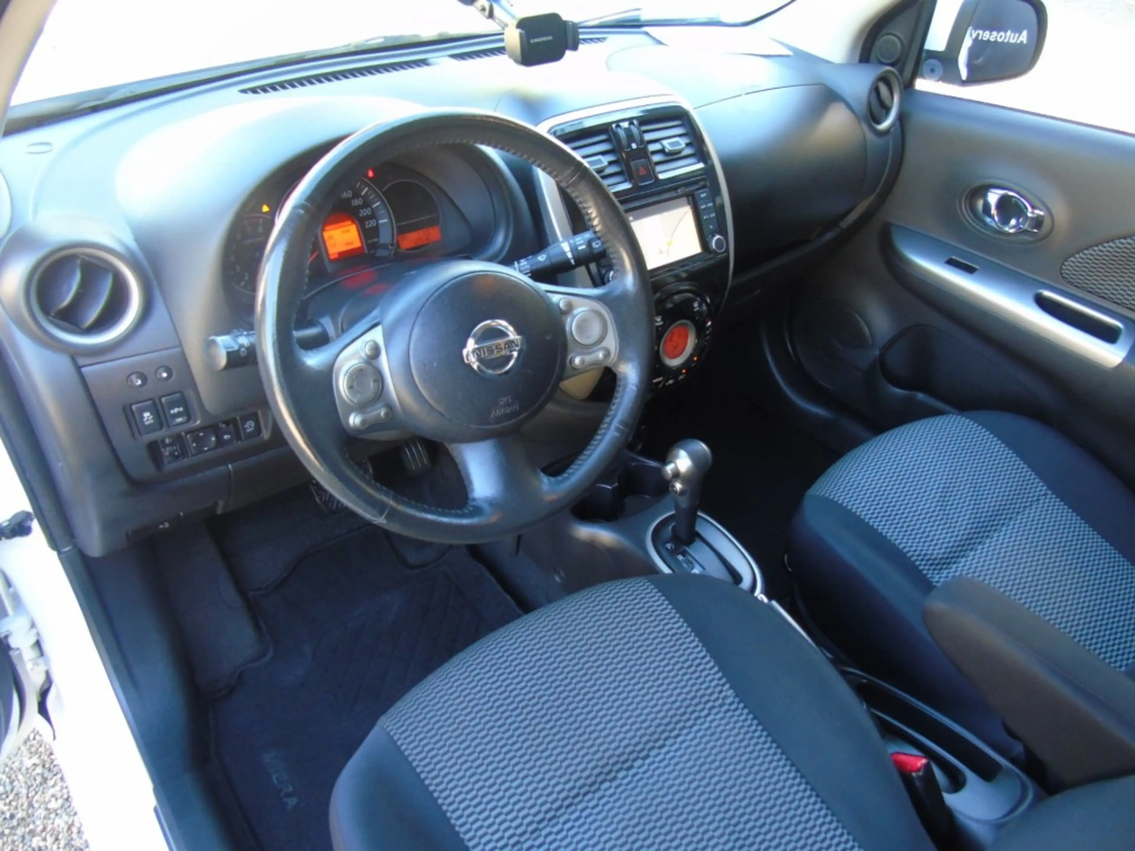Nissan Micra 1.2.i Automaat - 2013 - 128DKM - Navi -PDC — photo 15