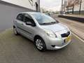 Toyota Yaris 1.3 VVTi *AIRCO*APK*NAP*ZUINGE AUTO Grijs - thumbnail 3