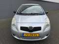 Toyota Yaris 1.3 VVTi *AIRCO*APK*NAP*ZUINGE AUTO Grijs - thumbnail 2