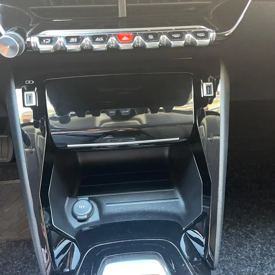 Peugeot 208 motore elettrico 136 CV 5 porte Allure, миниатюра 9