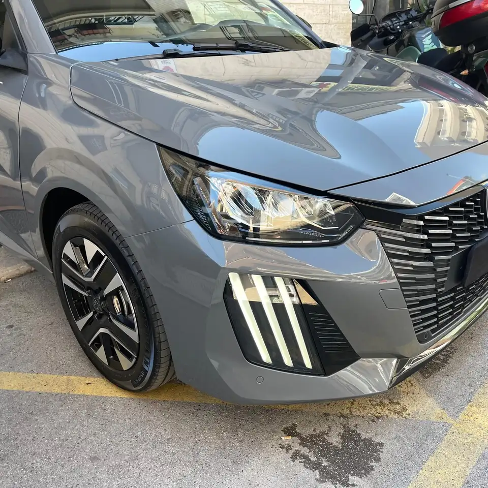Peugeot 208 motore elettrico 136 CV 5 porte Allure, миниатюра 2